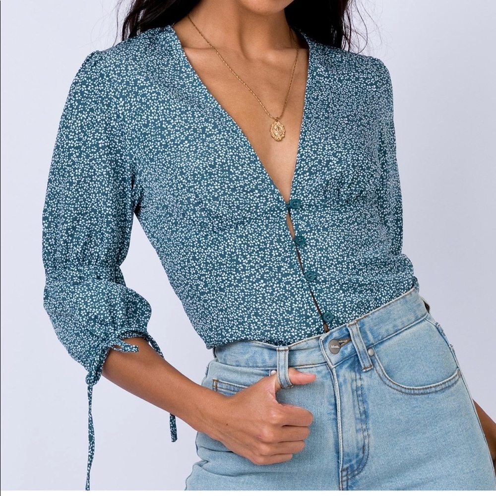 BNWT Princess Polly top